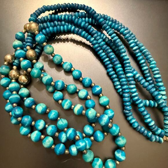 Tribal Triple Blue Beaded Strand Necklace - Picture 5 of 9
